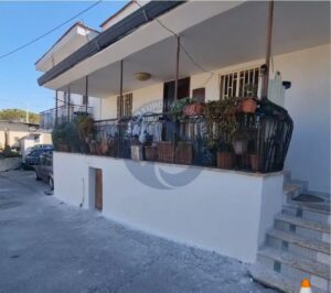 Casa indipendente Ercolano Viola